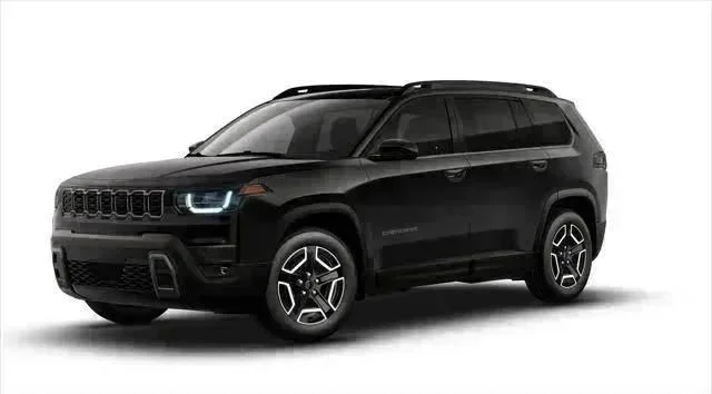 New 2026 Diamond Black Crystal Pearl-Coat Exterior Paint Jeep Laredo image 13