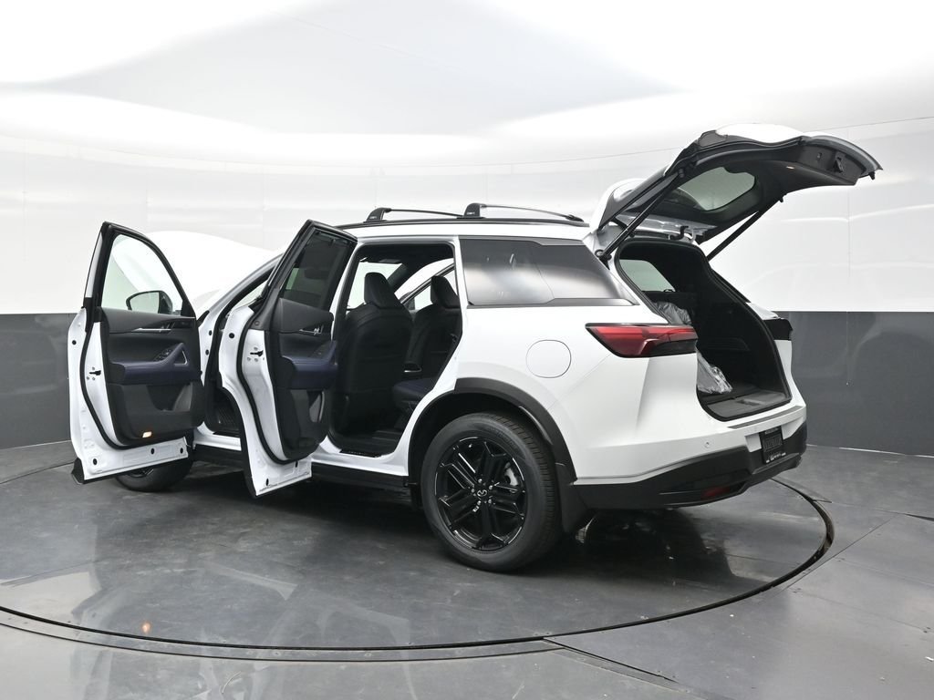 Used 2026 White INFINITI SPORT image 52