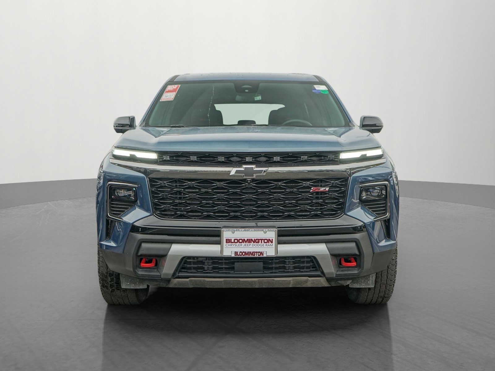 Used 2024 Chevrolet Traverse Z71 with VIN 1GNEVJKS7RJ234324 for sale in Minneapolis, Minnesota