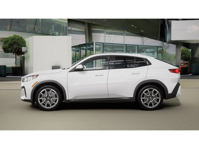 New 2026 White BMW X2 28i image 4