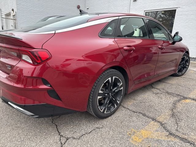 2021 KIA K5 - Image 1