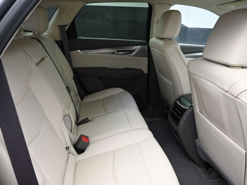 New 2026 Argent Silver Metallic Cadillac Premium Luxury image 20