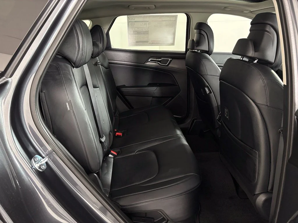 New 2027 Gravity Gray Kia EX image 43