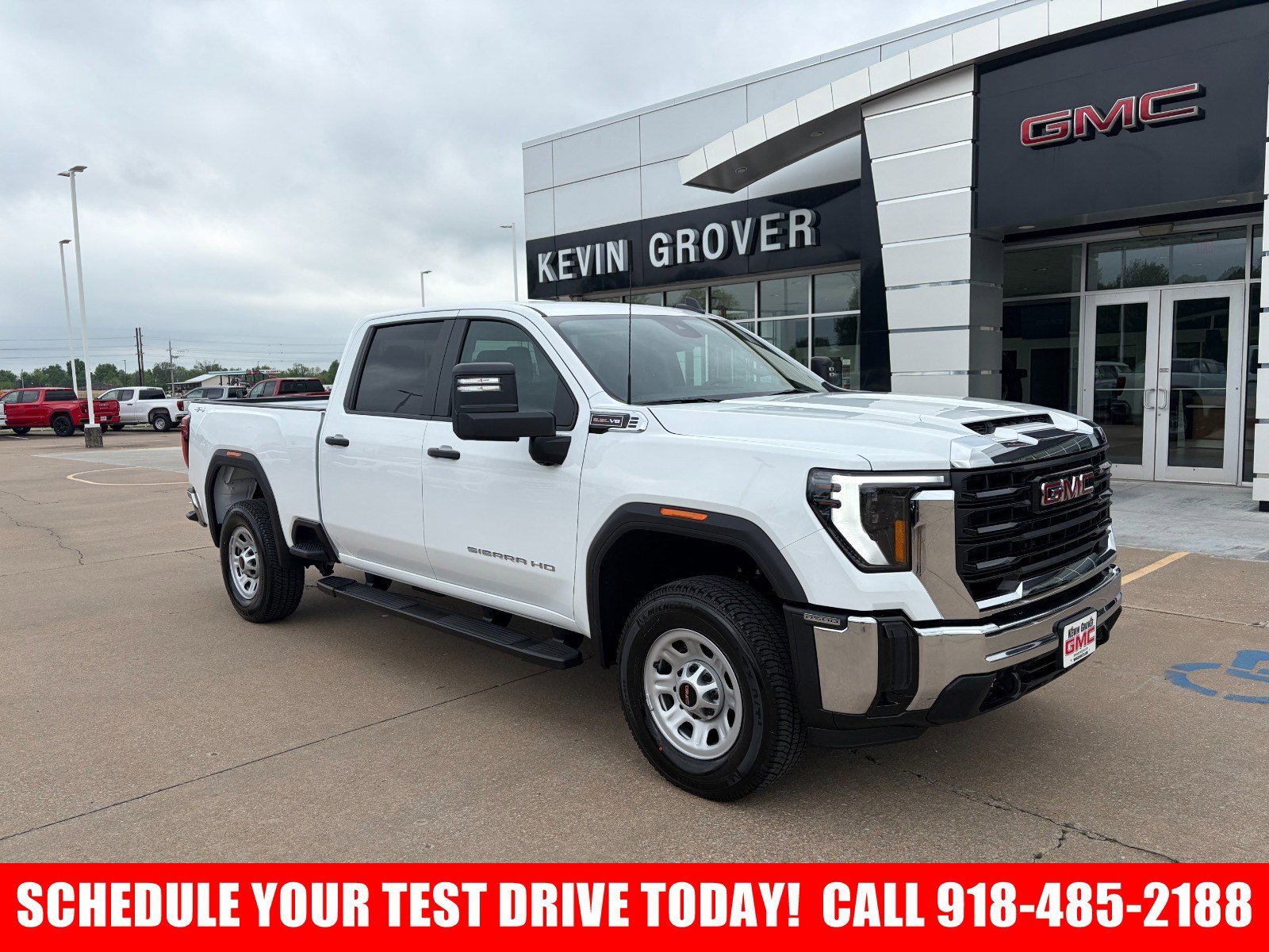 2026 GMC Sierra 4WD Crew Cab Standard Box Pro's photo