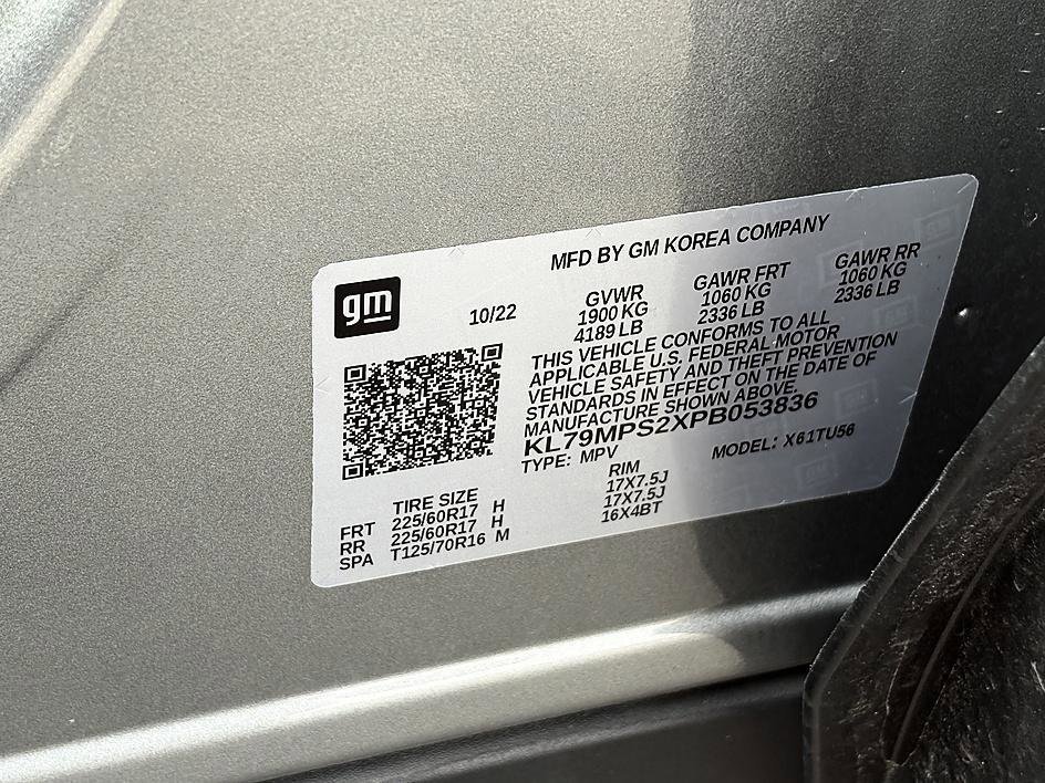 Used 2023 Sterling Gray Metallic Chevrolet LT image 24