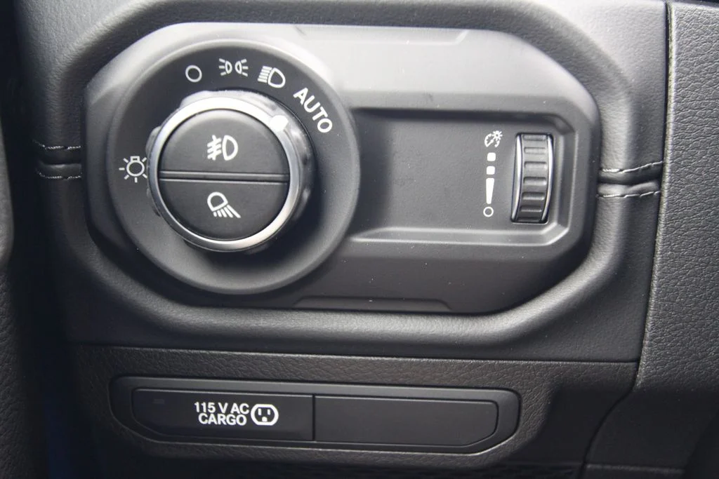 New 2026 Hydro Blue Pearlcoat Jeep Sahara image 22