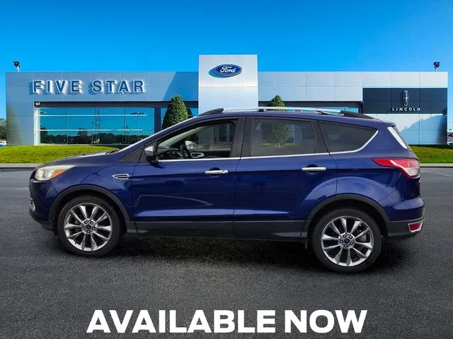 Used 2014 Blue Ford SE image 4