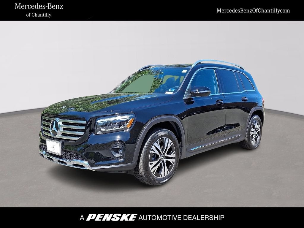 2026 Mercedes-Benz GLB GLB 250 4MATIC's photo