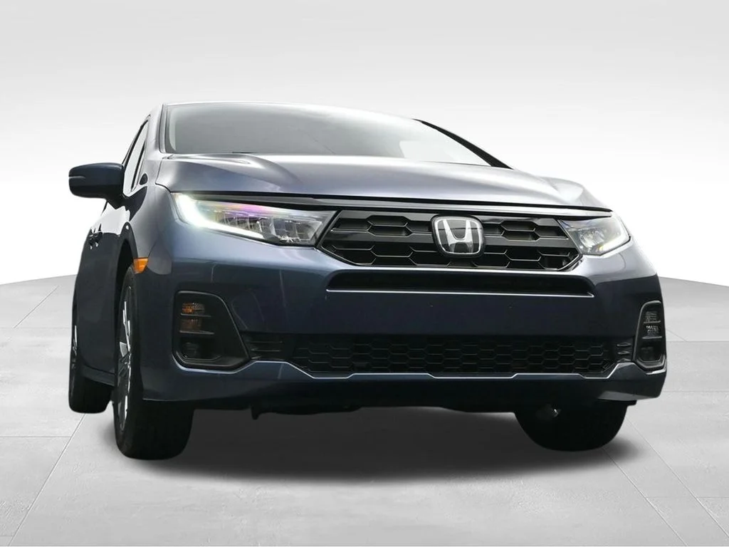 New 2026 Smoke Blue Pearl Honda Touring image 18