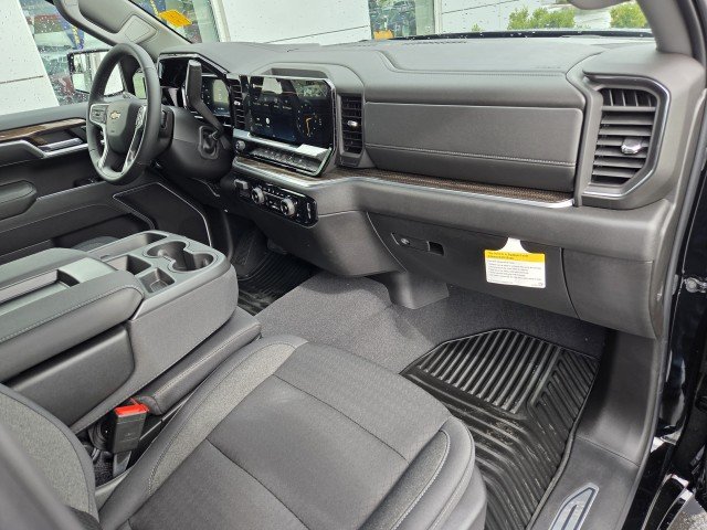 2026 Chevrolet Silverado 1500 LT - Photo 17
