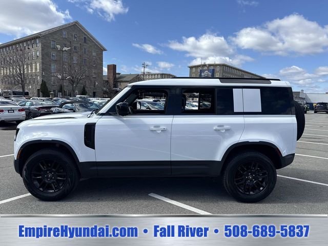 2025 Land Rover Defender S - Photo 9