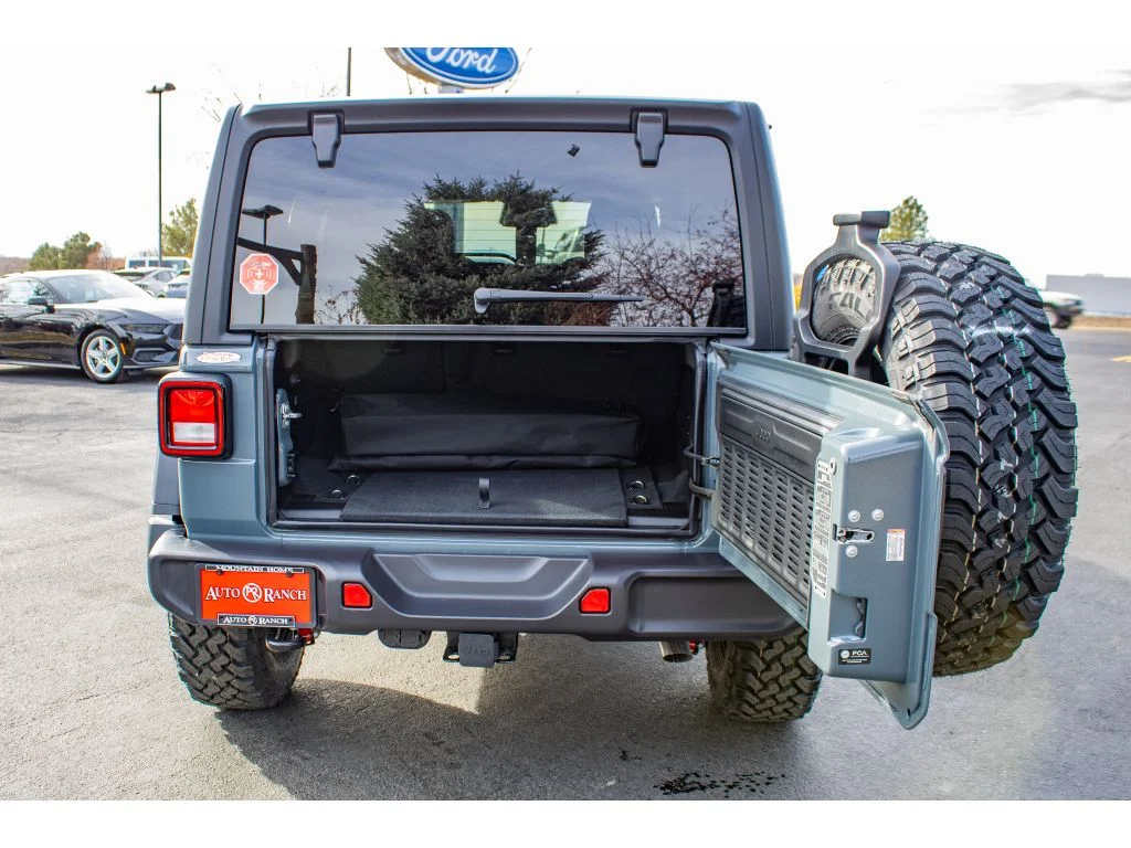 2026 Jeep Wrangler 4-Door Willys - Photo 10