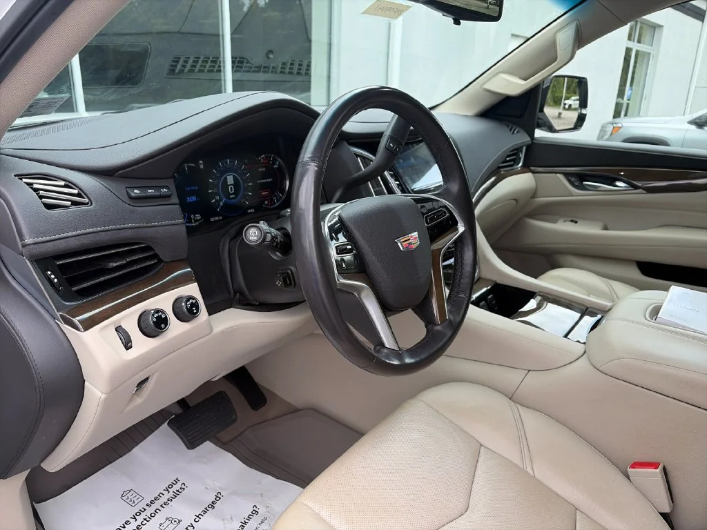 Used 2020 White Cadillac Premium Luxury image 11