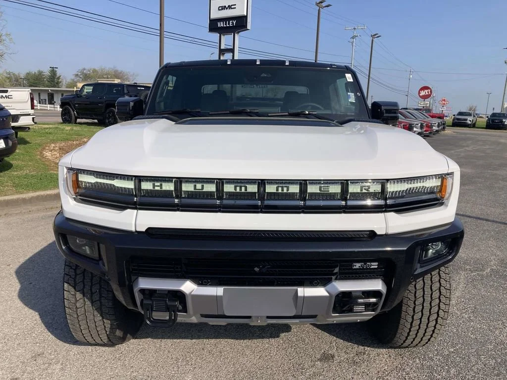 New 2026 Interstellar White GMC 2X image 9