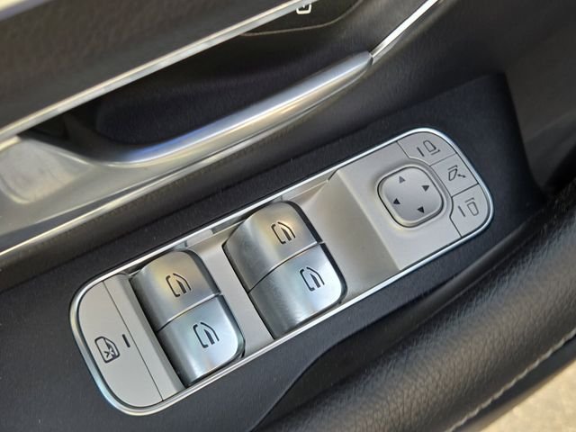Used 2025 Black Mercedes-Benz GLE 350 image 21