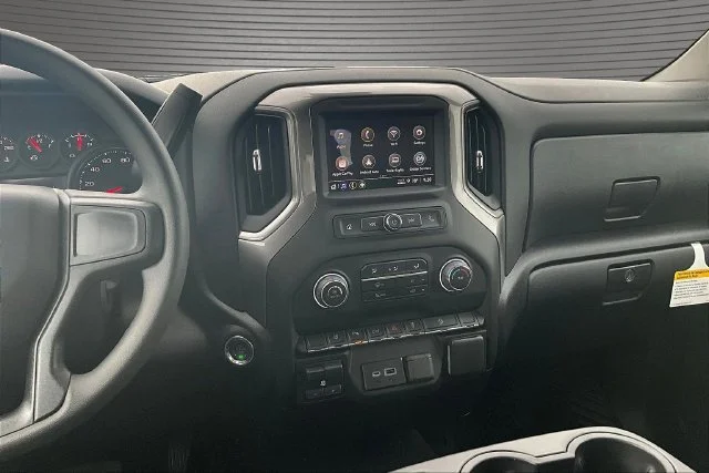 2026 Chevrolet Silverado 2500 HD Custom - Photo 6
