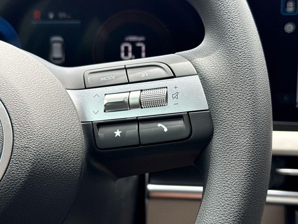 New 2026 White Hyundai SE FWD image 27