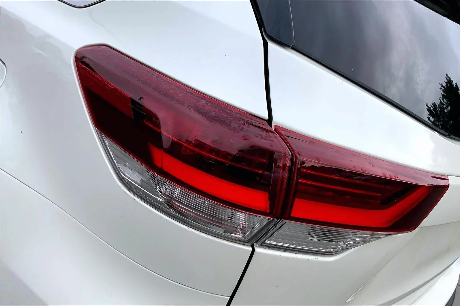 Used 2019 Blizzard Pearl Toyota SE image 29