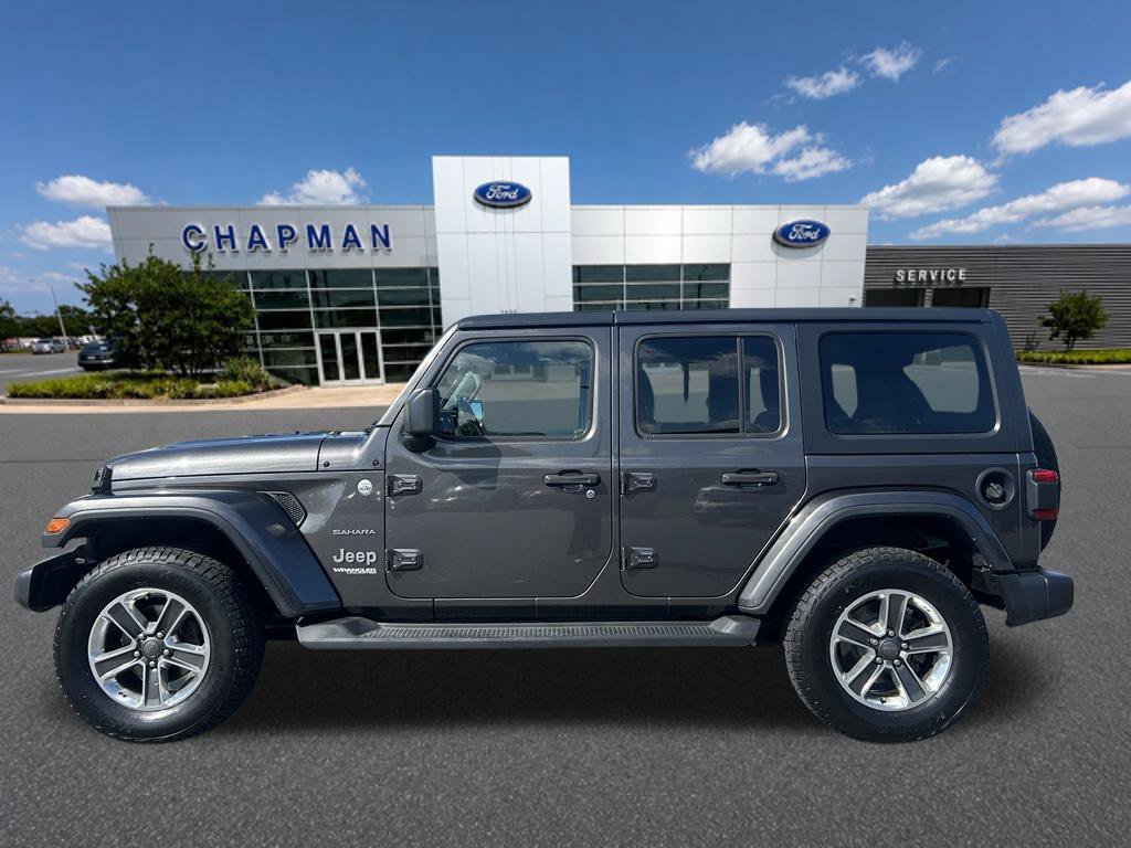 Used 2018 Gray Jeep Unlimited Sahara image 2
