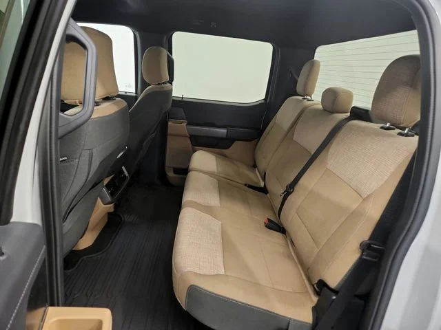 Used 2023 White Ford XLT image 19