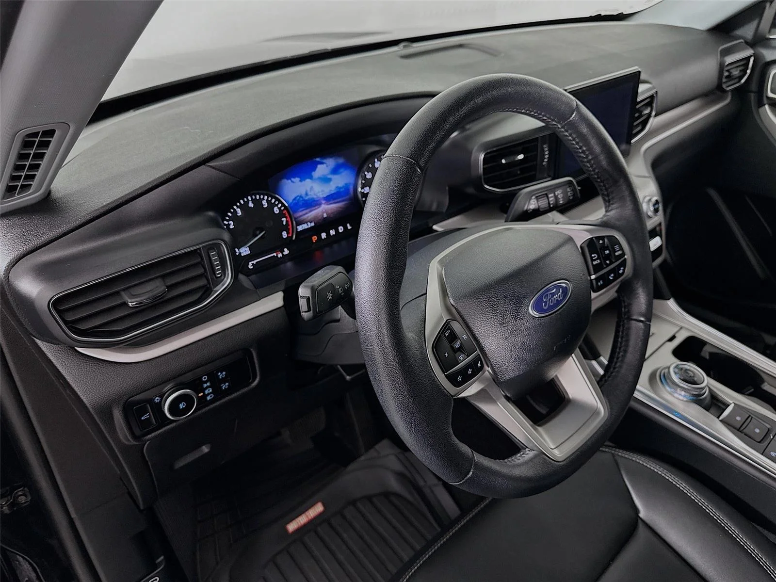 Used 2024  Ford XLT image 23