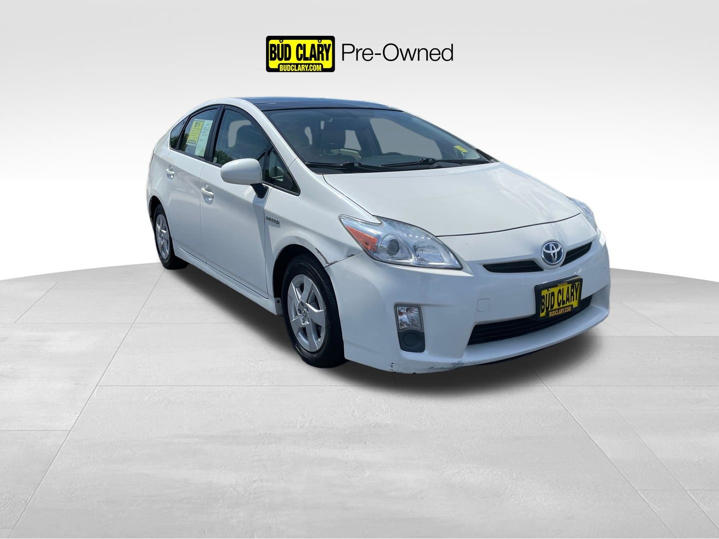 2010 Toyota Prius IV's photo