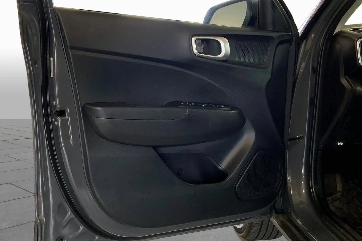 2025 Hyundai Venue SEL - Photo 21