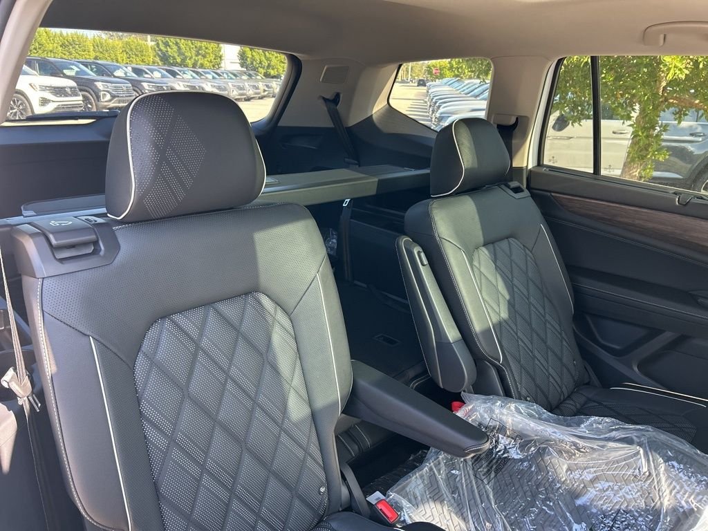 New 2026 White Volkswagen 2.0T SEL Premium R-Line image 54