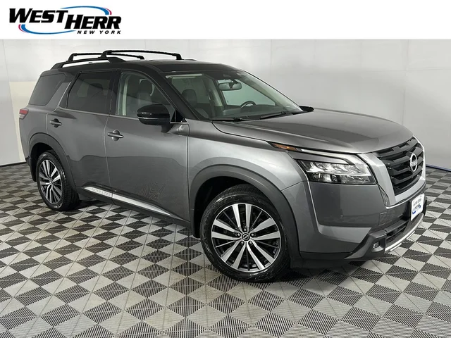 2022 Nissan Pathfinder Platinum