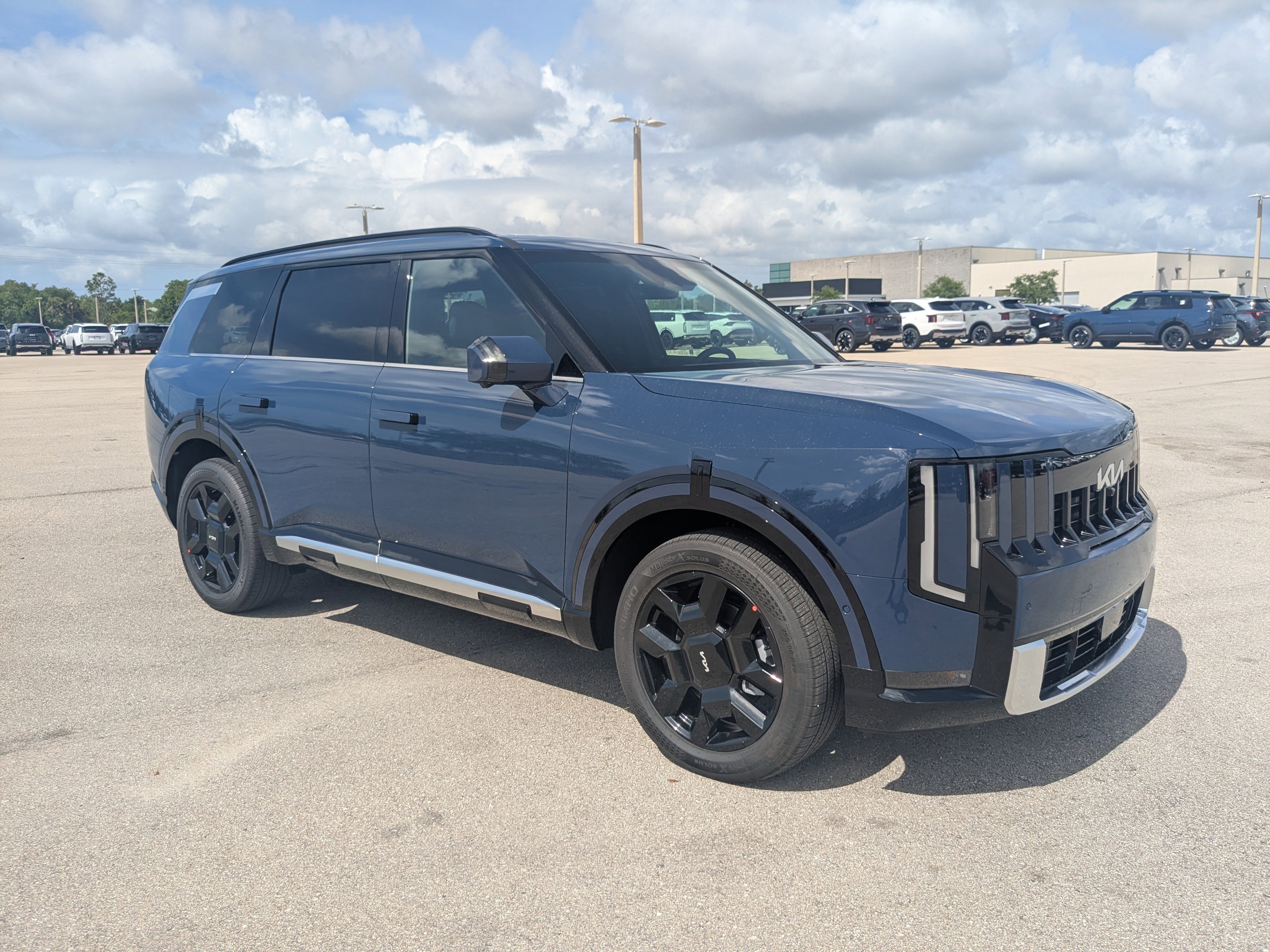 New 2027 Midnight Lake Blue Kia SX image 2