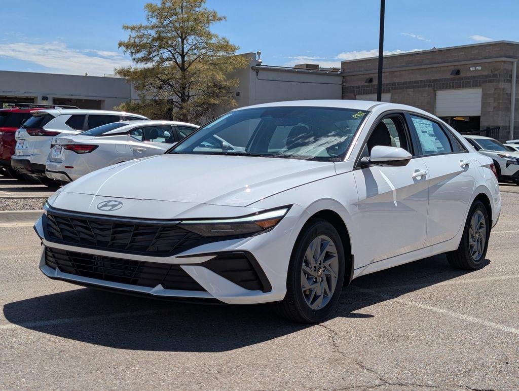 2025 Hyundai Elantra Blue