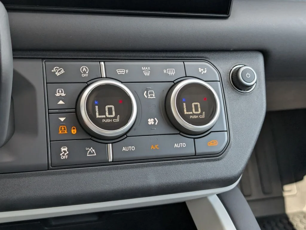 Used 2025 Black Land Rover S image 19