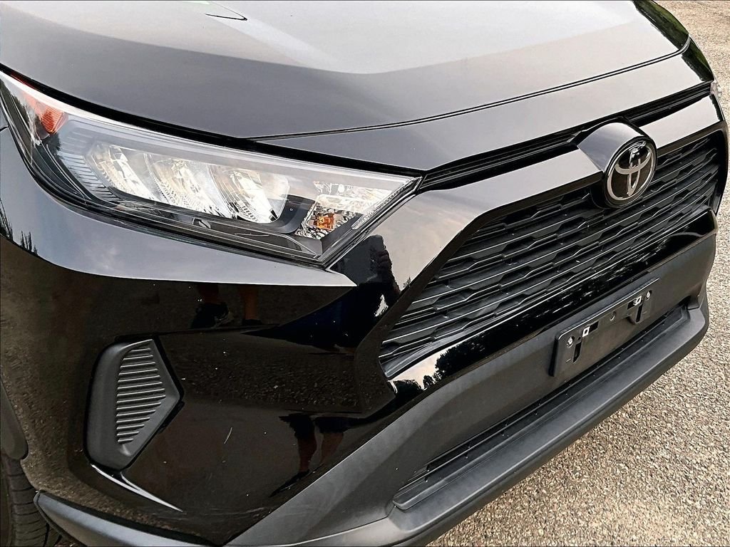 Used 2021 Black Toyota LE image 8