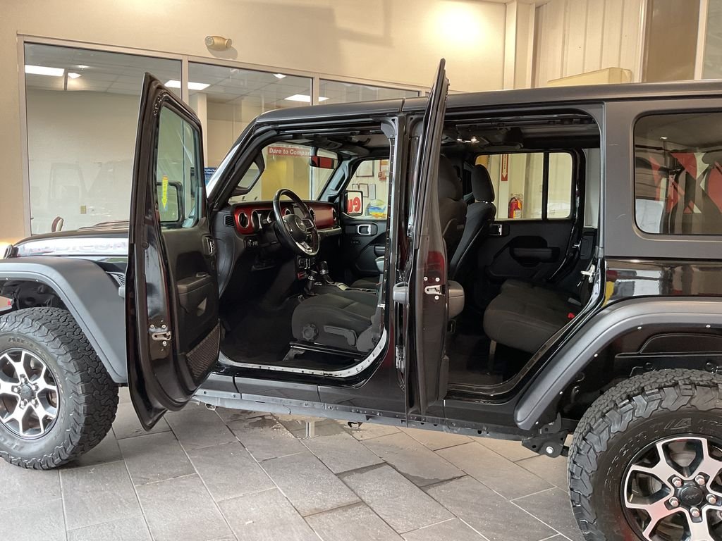 Used 2022 Black Jeep Unlimited Rubicon image 11