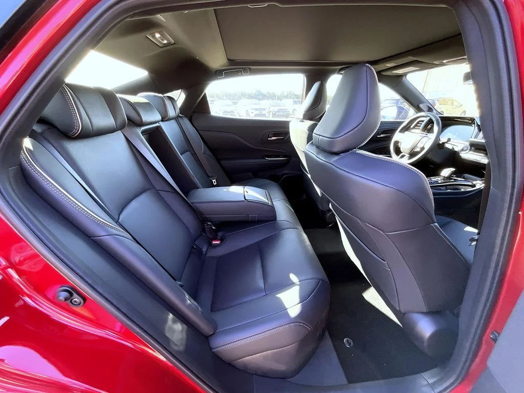 2026 Toyota Crown Platinum - Photo 11