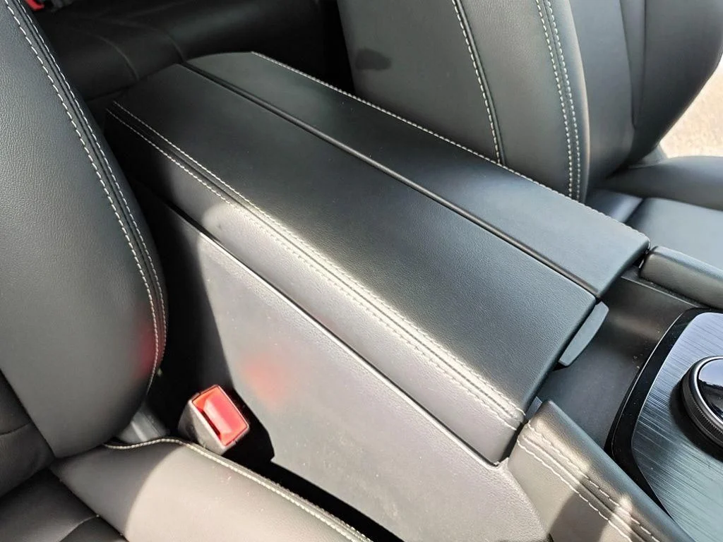 Used 2023 Gray Nissan SL image 39