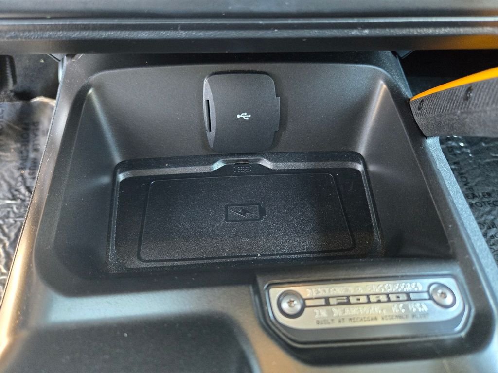 Used 2023 Blue Ford Badlands image 15