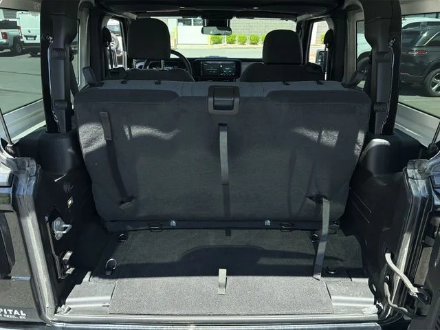Used 2024 Black Jeep Sport S image 36