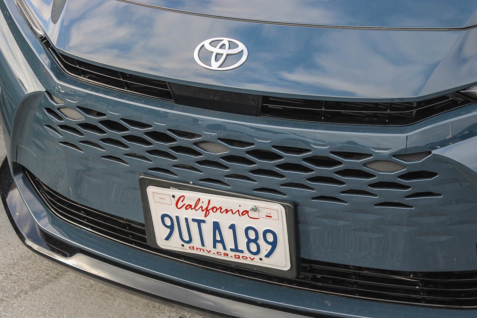 Used 2025 Storm Cloud Toyota XLE image 6