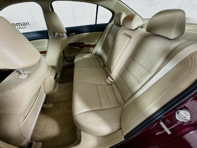 Used 2012 Red Honda EX-L image 23