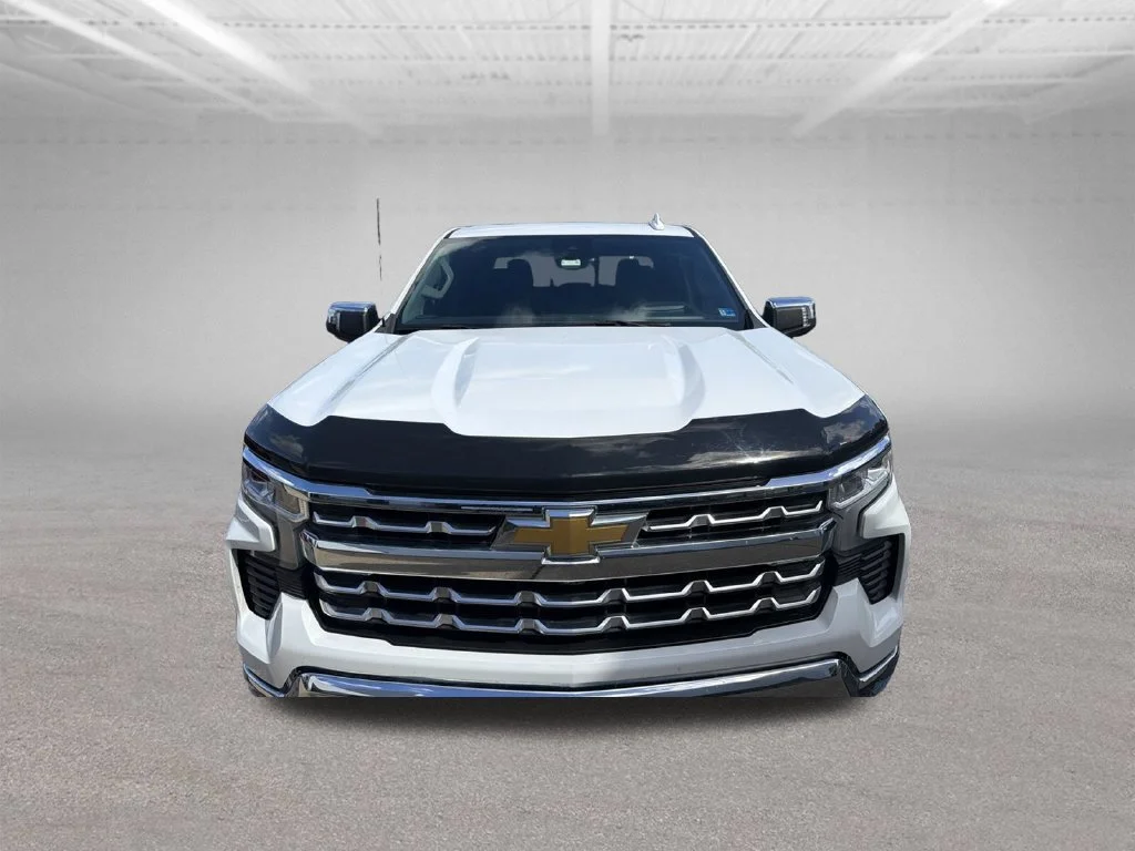 Used 2024 White Chevrolet LTZ image 9