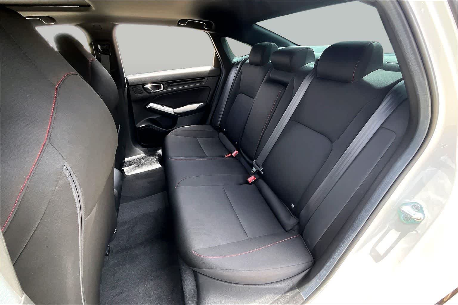 Used 2024 Platinum White Pearl Honda  image 28