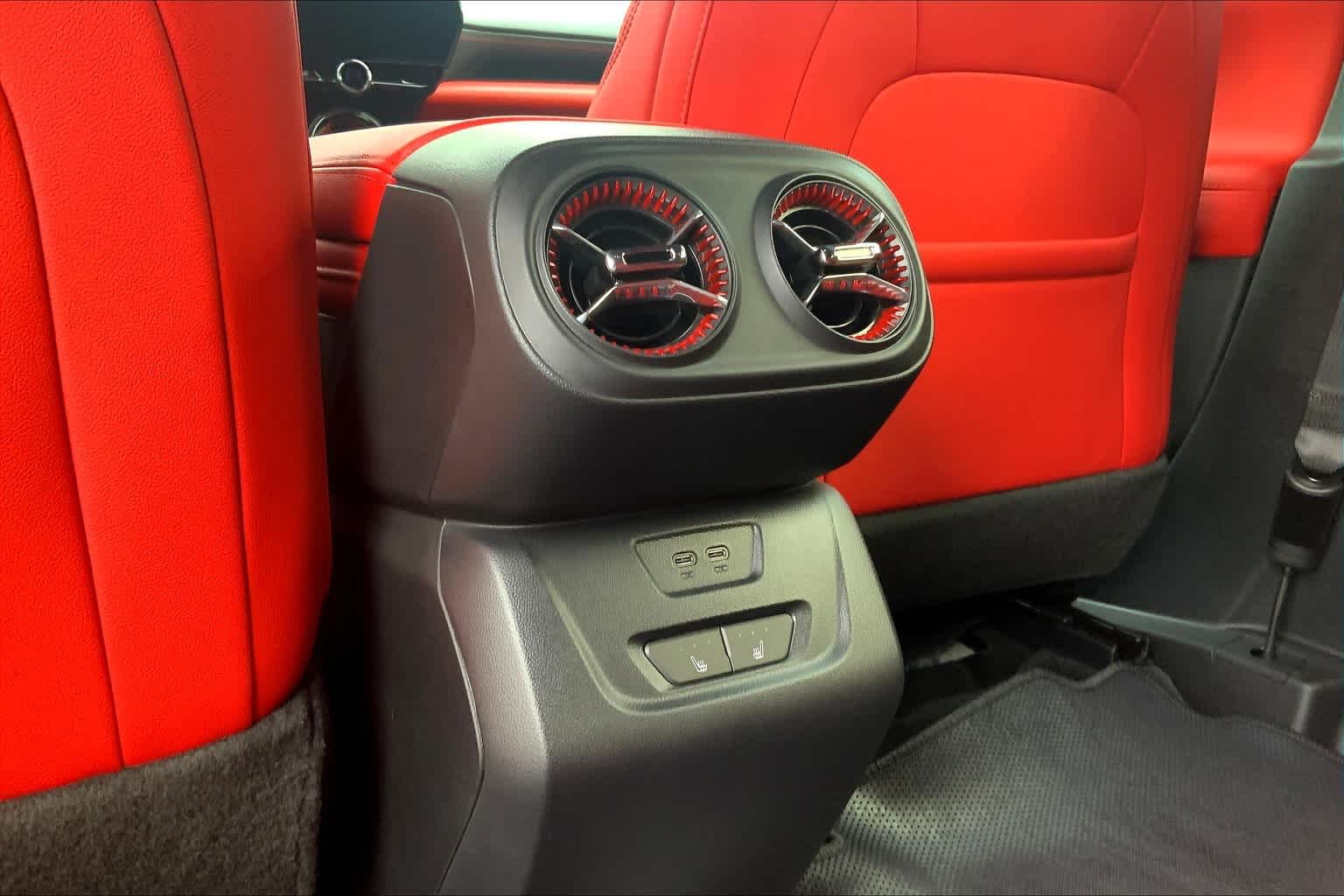 2025 Chevrolet Blazer EV RS - Photo 18