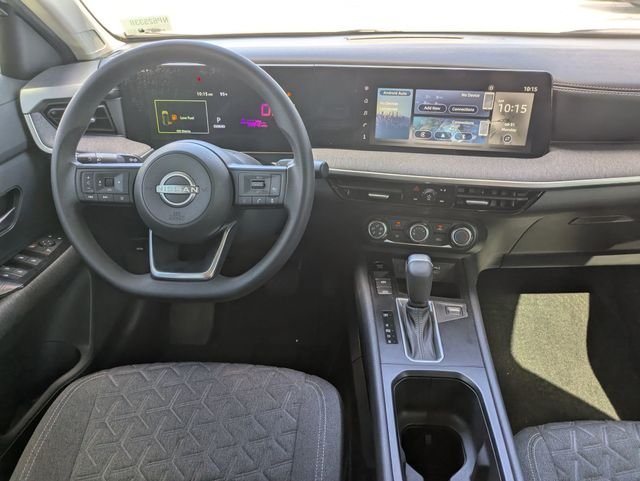 Used 2025 White Nissan SV image 31