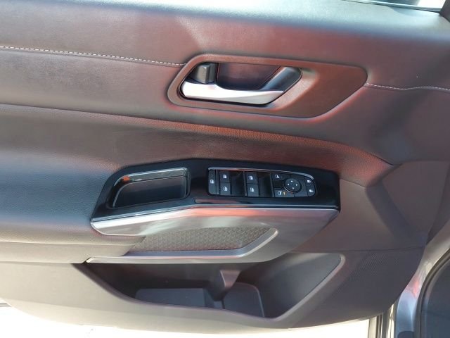 Used 2026 Gun Metallic Nissan SL image 28
