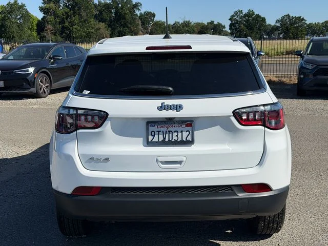 Used 2025 White Jeep Sport image 7
