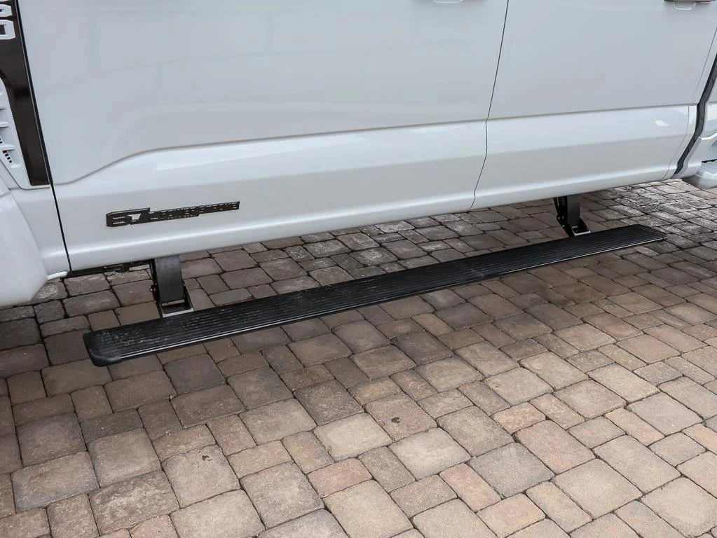 Used 2026 Avalanche Ford LARIAT image 20