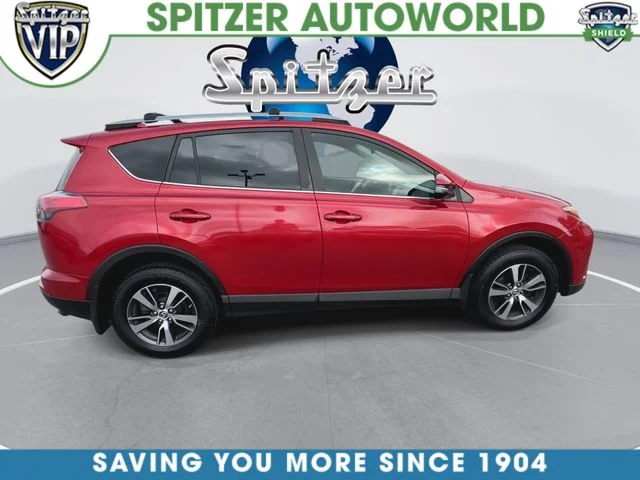 Used 2017 Red Toyota XLE image 10