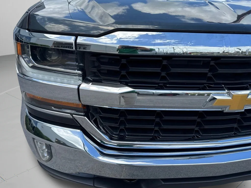 Used 2017 Graphite Metallic Chevrolet LT image 45