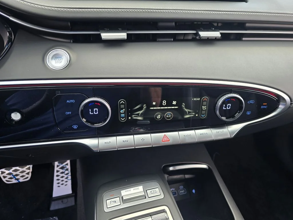 New 2026 White Genesis 3.5T e-SC image 21